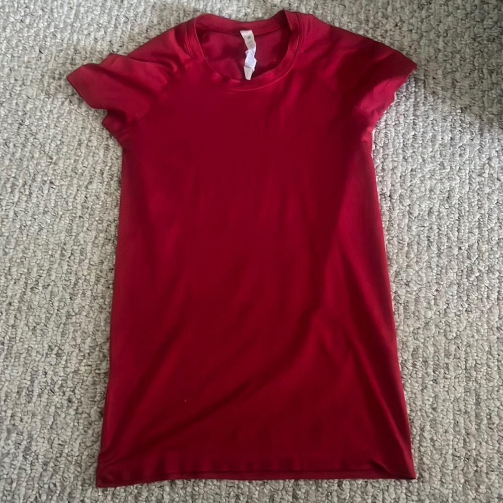 Red swiftly lululemon full length